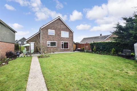 1 Joyes Close, Whitfield, Dover, CT16 3LS
