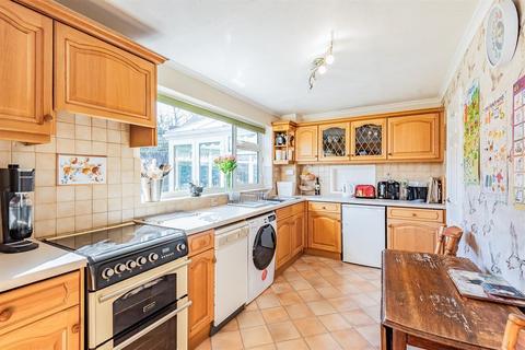 16 Rye Garth, Wetherby, LS22 7UL