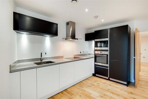 2 bedroom flat to rent, Eltringham Street, London