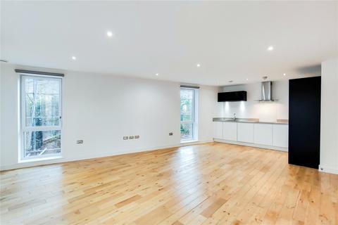 2 bedroom flat to rent, Eltringham Street, London