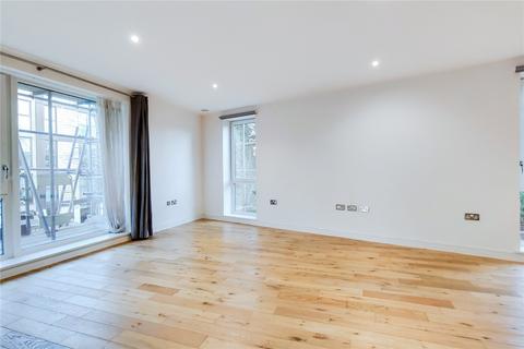 2 bedroom flat to rent, Eltringham Street, London