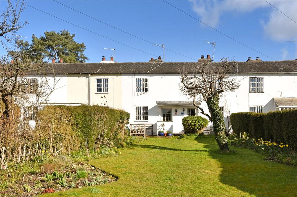 Dean Lane End, Rowland's Castle, PO9 2 bed terraced house £400,000