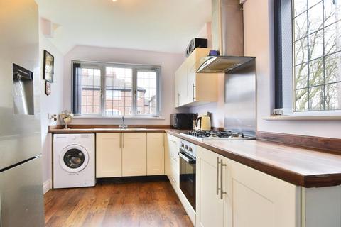 82 Burnside Drive, Manchester, M19 2WA