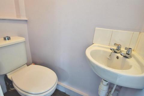 82 Burnside Drive, Manchester, M19 2WA