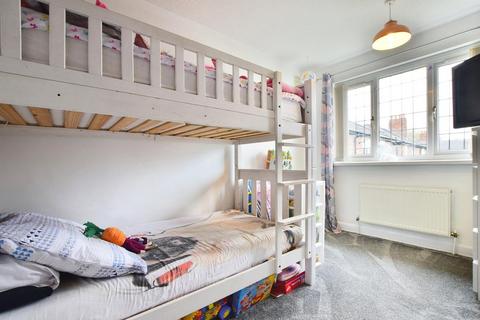 82 Burnside Drive, Manchester, M19 2WA