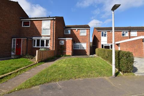 40 Silverfield, Broxbourne, EN10 6PD