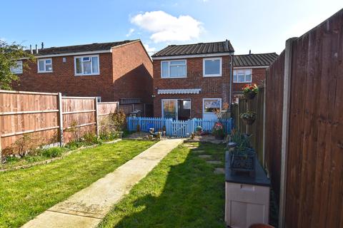 40 Silverfield, Broxbourne, EN10 6PD