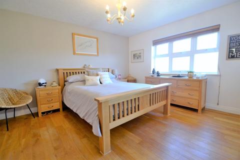 25 Gardner Way, Chandler's Ford, Eastleigh, SO53 1JJ