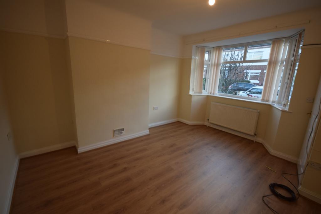 St Johns Road, Wrexham, LL13 2 bed detached house £575 pcm (£133 pw)