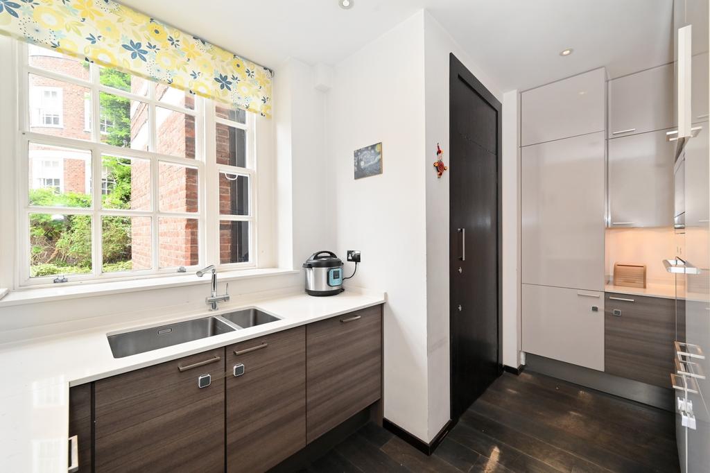 Kitchen (2)