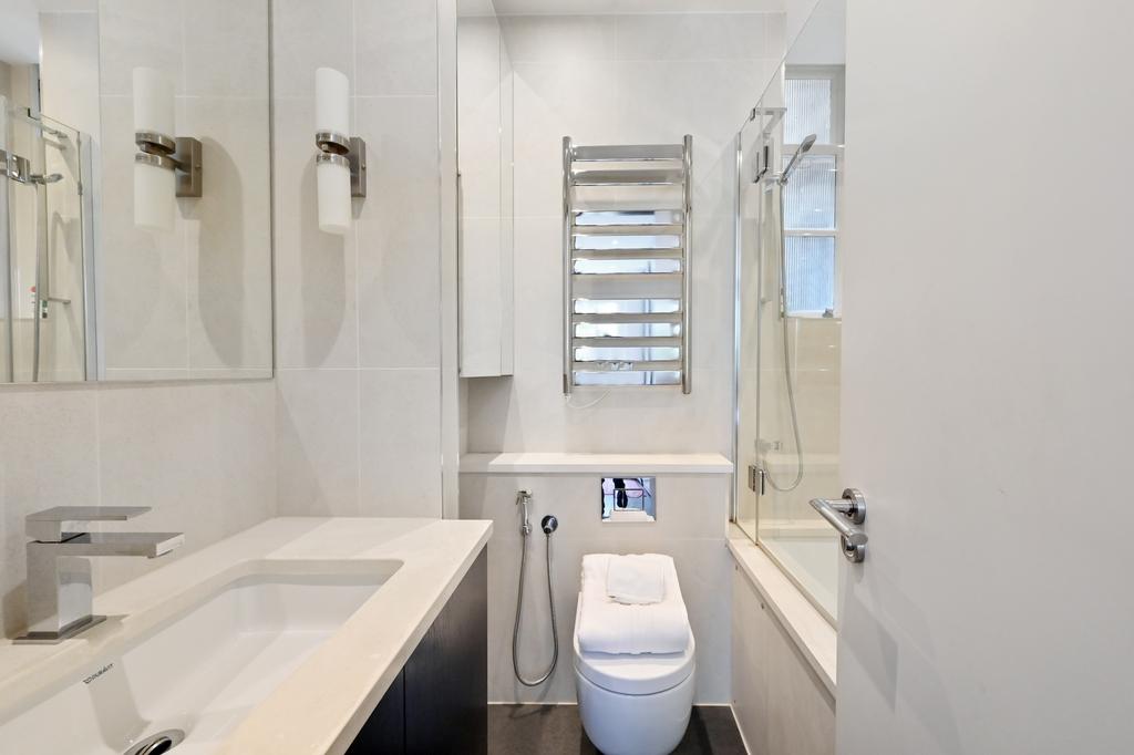 En-suite 1
