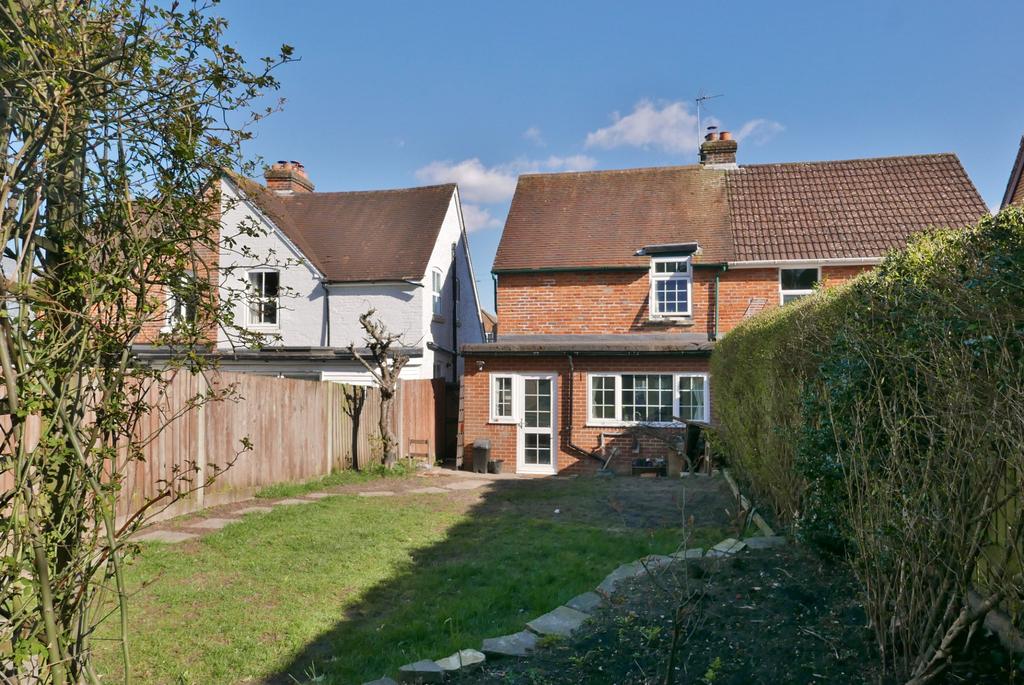 HOLLY GROVE, FAREHAM 3 bed semidetached house for sale £315,000