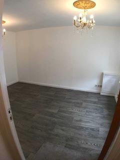 3 bedroom semi-detached house to rent - Beswick