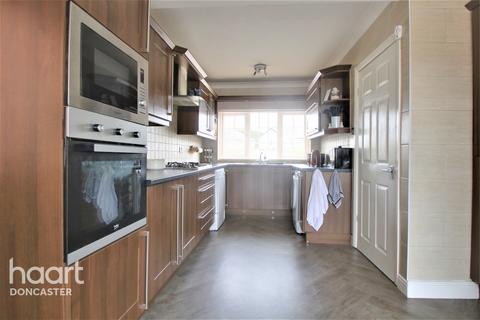 19 Laurel Terrace, Skellow, Doncaster, DN6 8AT