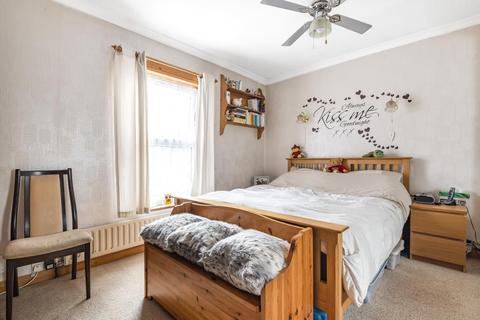 61 French Street, Sunbury-on-thames, TW16 5JL