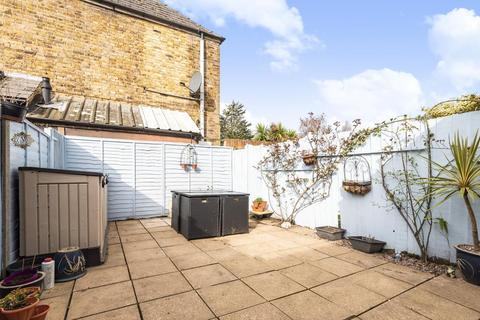 61 French Street, Sunbury-on-thames, TW16 5JL