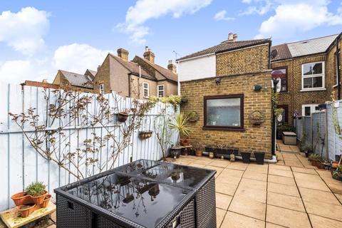 61 French Street, Sunbury-on-thames, TW16 5JL