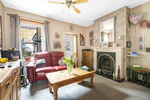61 French Street, Sunbury-on-thames, TW16 5JL