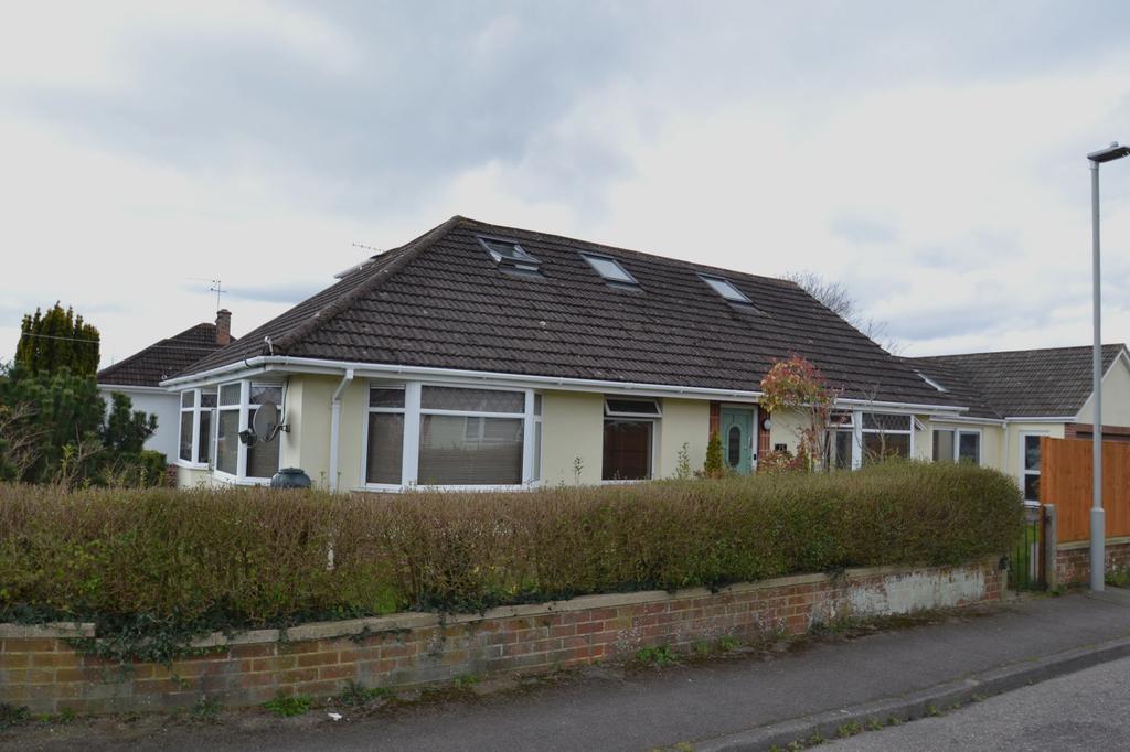 Creekmoor 4 bed bungalow for sale £450,000