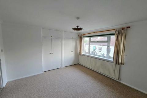 2 bedroom flat to rent, Felpham Road, Bognor Regis