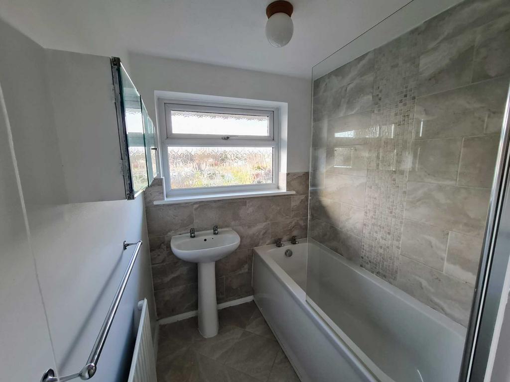 Felpham Road, Bognor Regis 2 bed flat to rent £975 pcm (£225 pw)