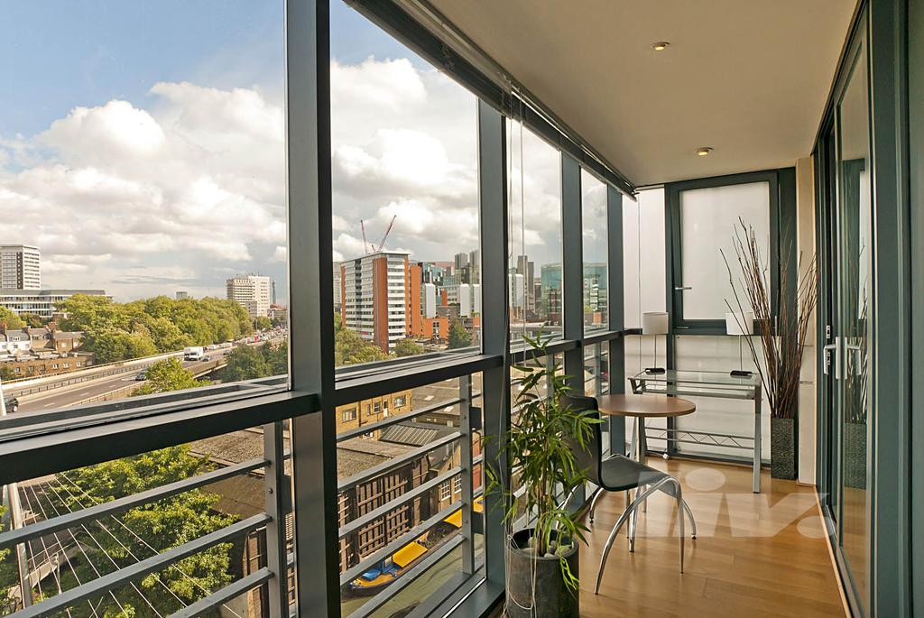 Sheldon Square, Paddington Central... 2 bed apartment £1,100,000