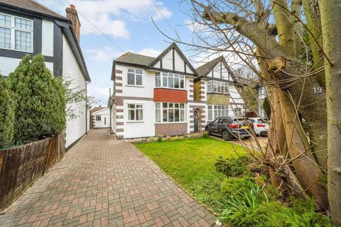 19 Reynolds Road, New Malden, KT3 5NG