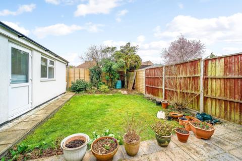 19 Reynolds Road, New Malden, KT3 5NG