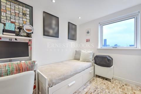 Flat 44, Nova Building, 3 Newton Place, London, E14 3TT