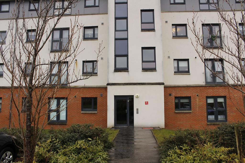 Kincaid Court, Greenock PA15 2 bed flat £600 pcm (£138 pw)