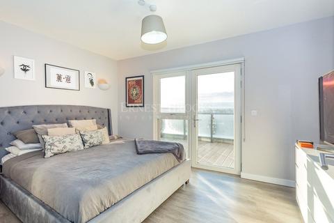 2 bedroom penthouse for sale, Vertex, 2 Wandle Road, Croydon, CR0
