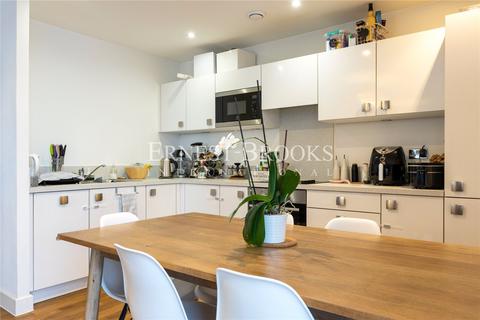 2 bedroom apartment for sale, Connaught Heights, 2 Agnes Walk, E16