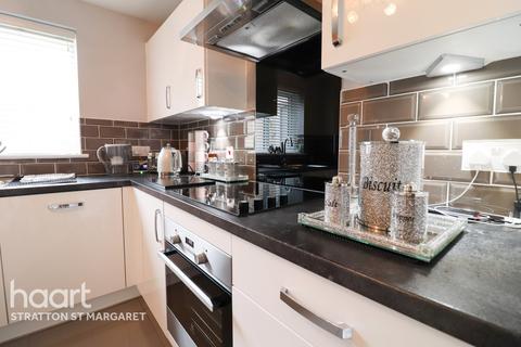 35 Coronel Close, Swindon, SN3 4FW