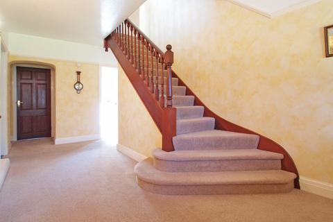 71 The Green, Epsom, KT17 3JX