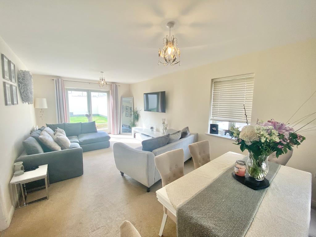 Lle Crymlyn, Coed Darcy, Neath, 4 bed detached house £245,000