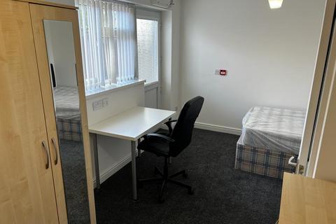 1 bedroom property to rent, En-Suite Room – Edgehill Road, Leicester, LE4 9EA. £560 PCM.