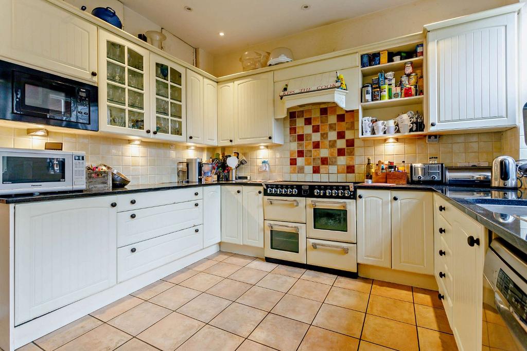 Kitchen/Breakfast