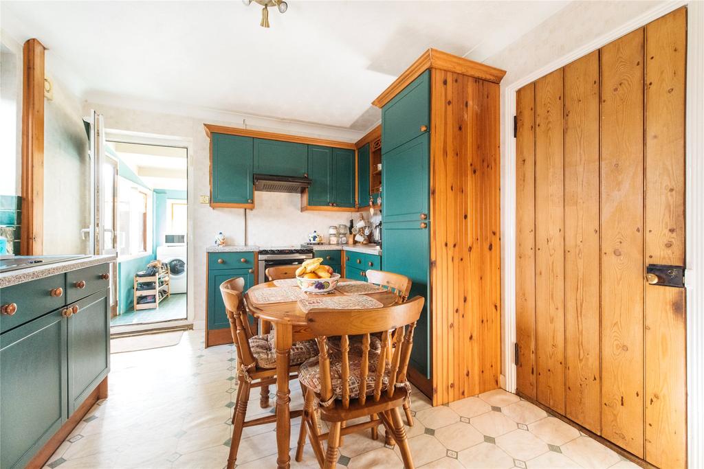 Kitchen/Breakfast Rm