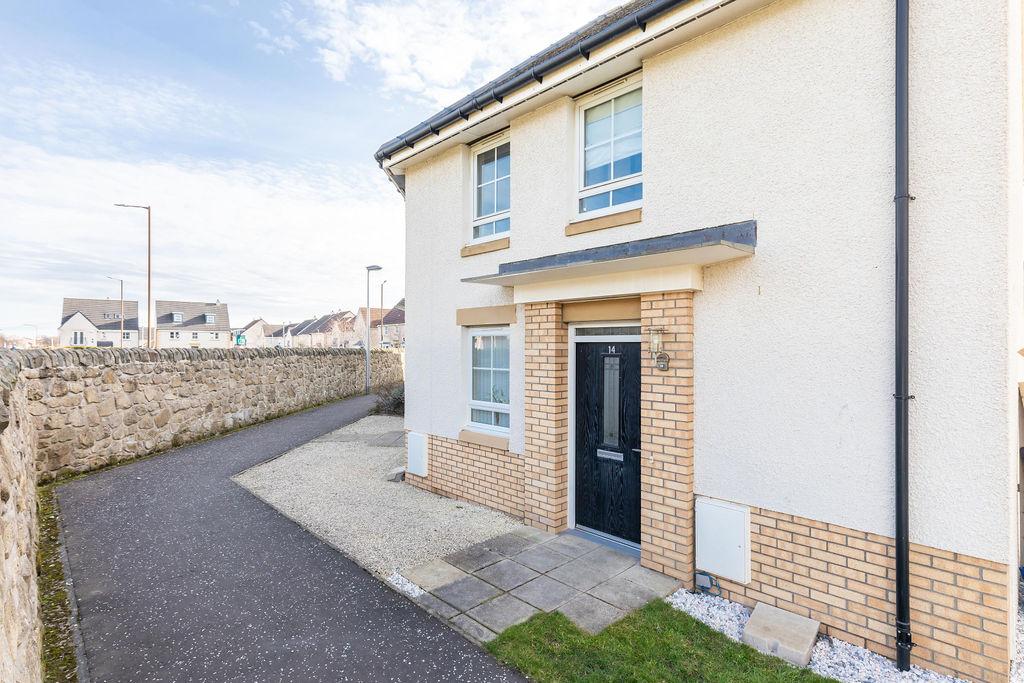 Rowberry Walk, Prestonpans, East Lothian, EH32 2 bed flat £775 pcm (£