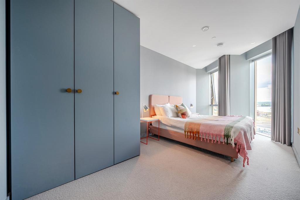 House in London - View 5