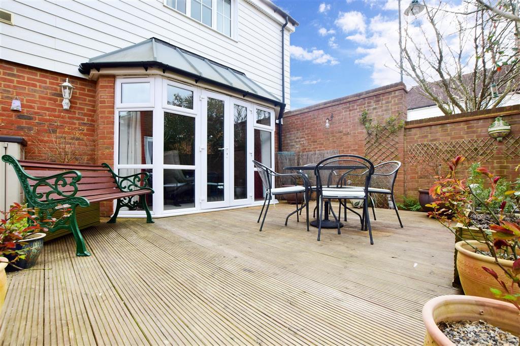 Patio / Decking