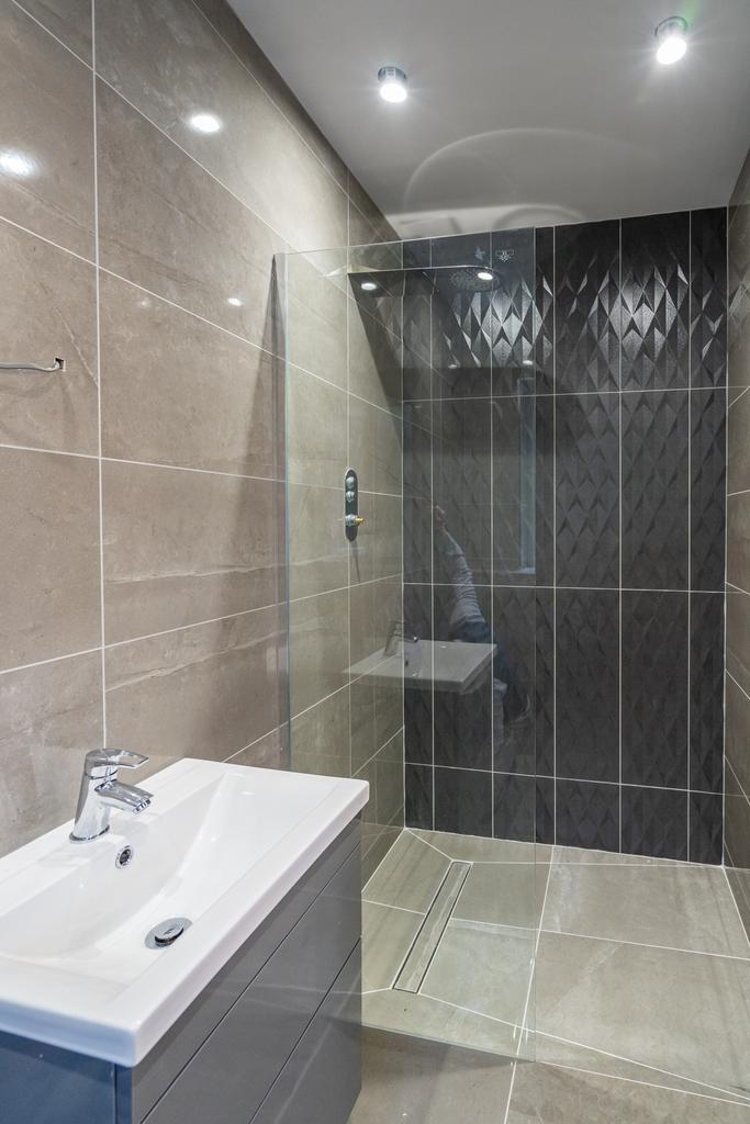 A page   Image (63 of 65).jpg