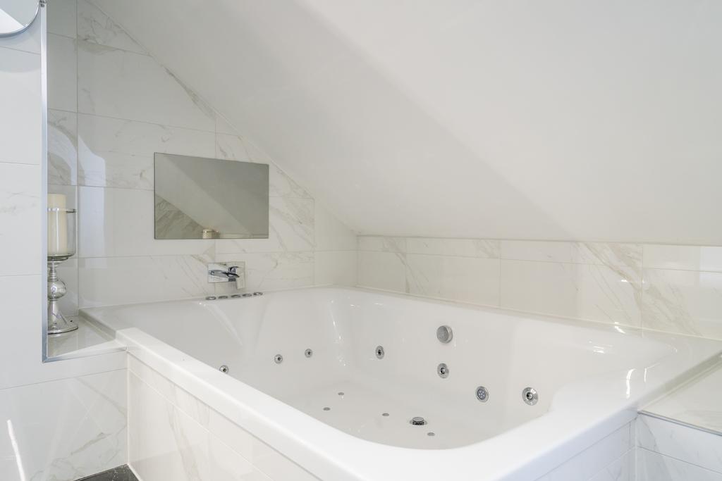 A page   Image (53 of 65).jpg