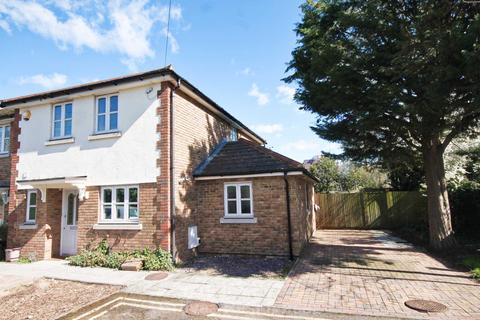 7 Gloster Road, New Malden, KT3 3QH