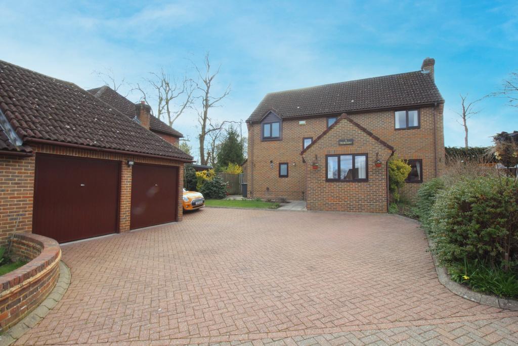 Highgrove Park, Maidenhead 4 bed detached house £875,000