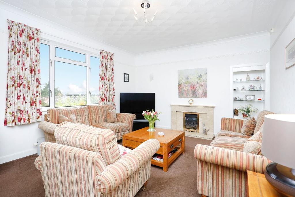 48 Kingsknowe Drive, Kingsknowe, Edinburgh 3 bed detached house £369,000