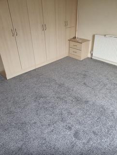 2 bedroom terraced house to rent, Melrose Avenue, Bolton BL1 5NA