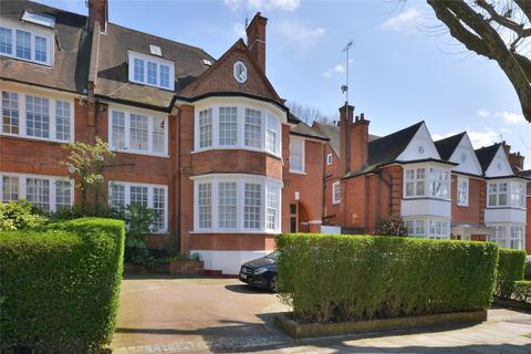 4 bedroom apartment to rent, Heath Drive, Hampstead, London, NW3