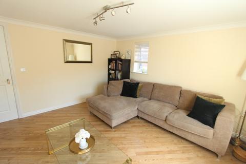 110 Sachfield Drive, Chafford Hundred, Grays, RM16 6QW