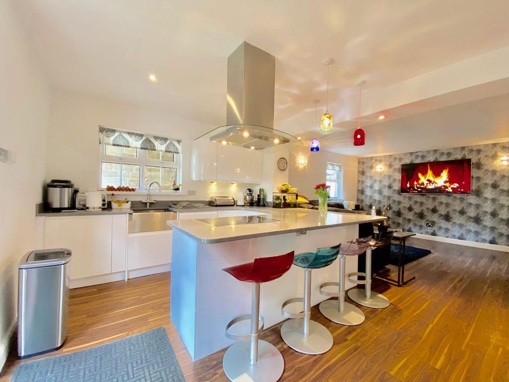 Breakfast bar